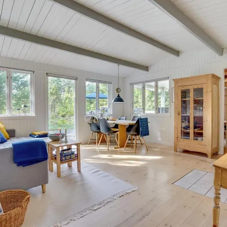 Holiday home Pilvi - From The Sea In Nw Jutland By Interhome